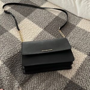 Michael Kors Daniella Crossbody